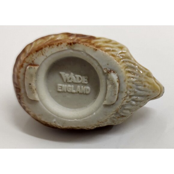 Wade Whimsies Hedgehog Mini Figurine England Vintage Ceramic Wade Animal - Picture 4 of 4